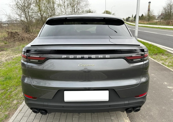 Porsche Cayenne cena 388000 przebieg: 45000, rok produkcji 2019 z Łęczna małe 277